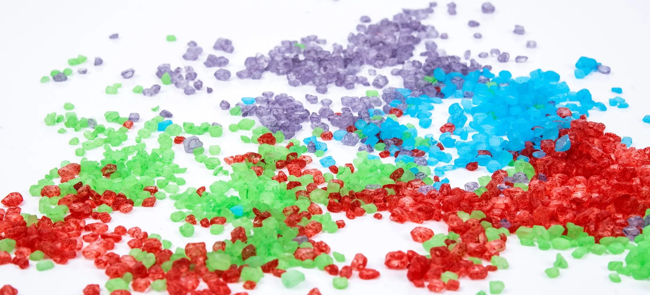 Coloured sugar crystals